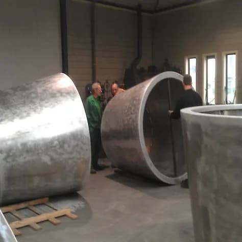 CONIC avec fond Aluminium