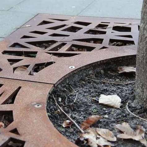 Grilles d'arbres carré 1950 Acier enduit